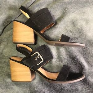 Chunky heel